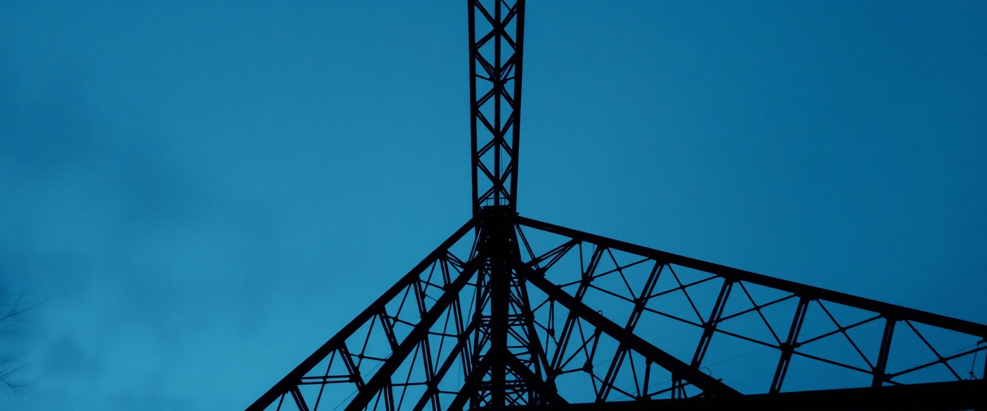 UK industrial site, atmospheric divider image